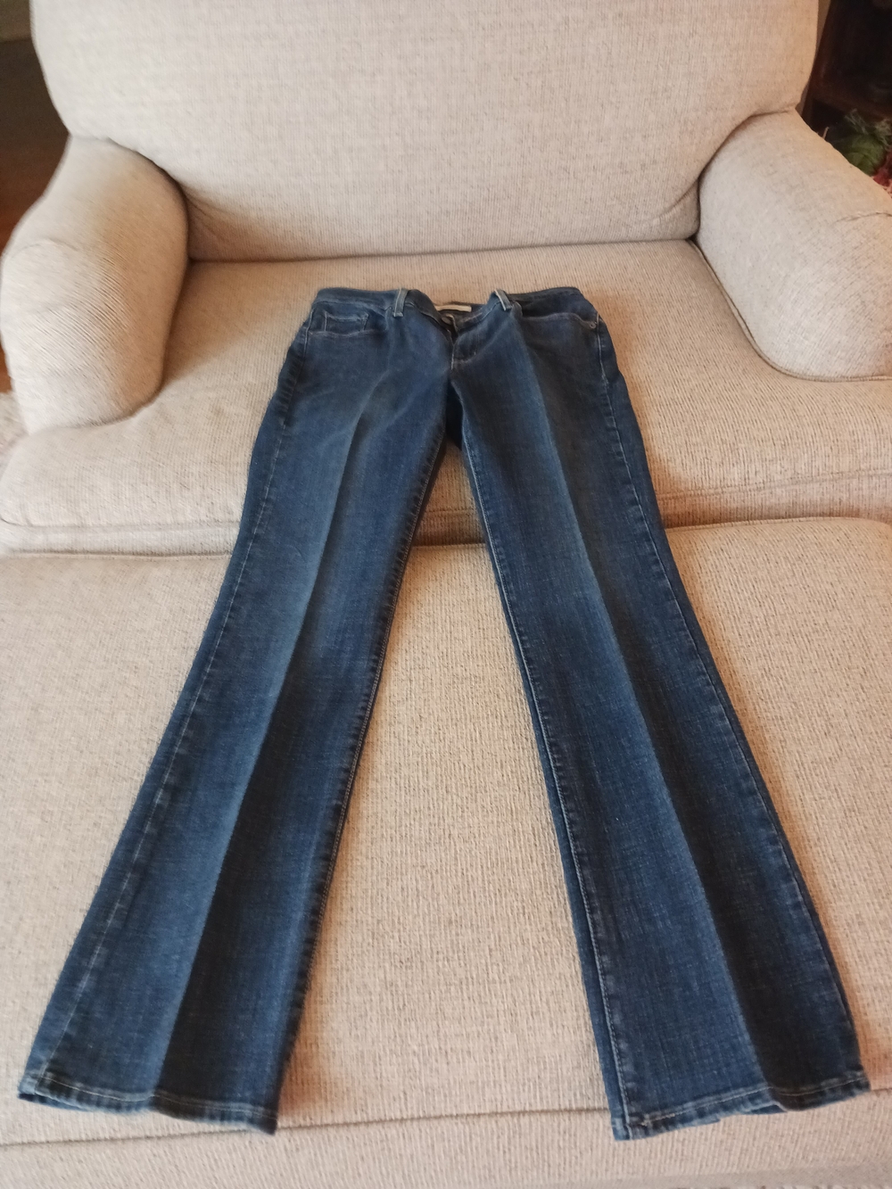 Womens Levi Strauus Jeans - Boot Cut